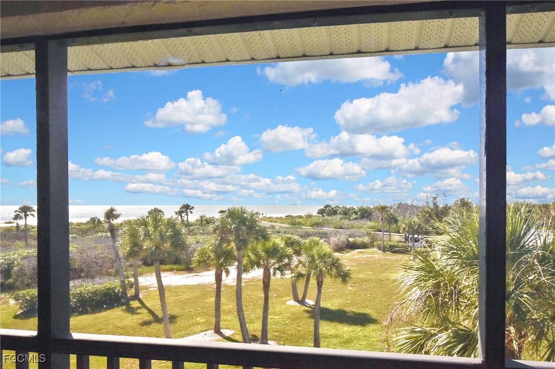 1919 Olde Middle Gulf Dr. #106, Sanibel, FL 33957