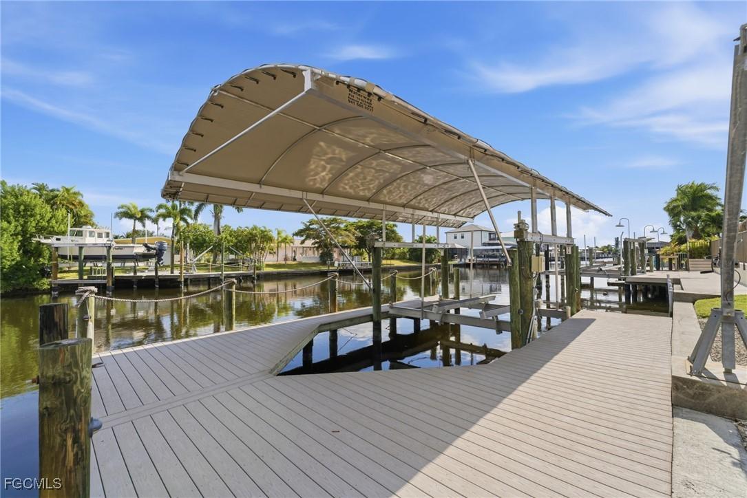 12304 Boat Shell Dr., Matlacha Isles, FL 33991