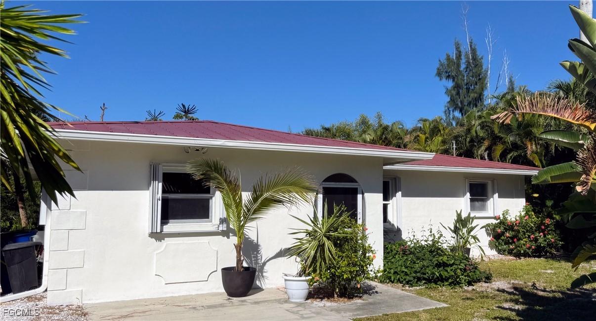 3628 Tropical Point Dr., St James City, FL 33956