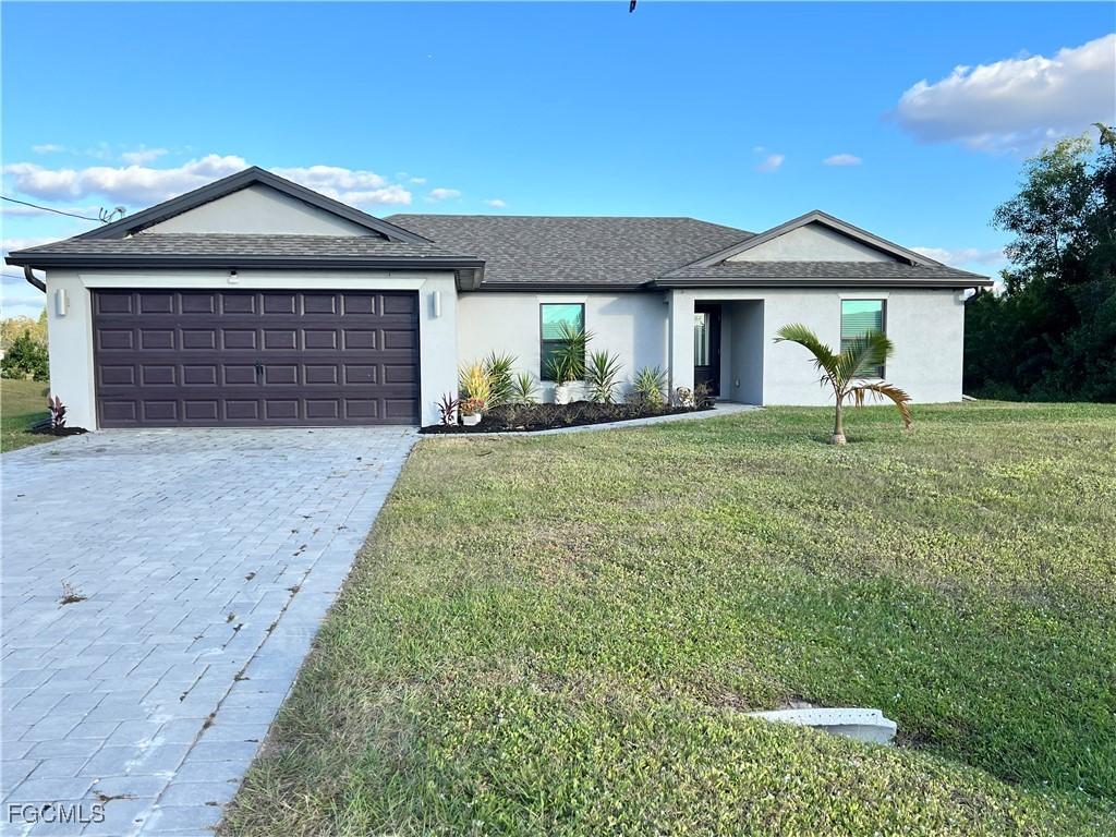 865 Yellowbird Dr., Fort Myers, FL 33913