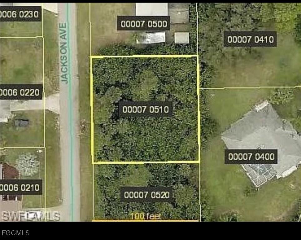 418 Jackson Ave., Lehigh Acres, FL 33972
