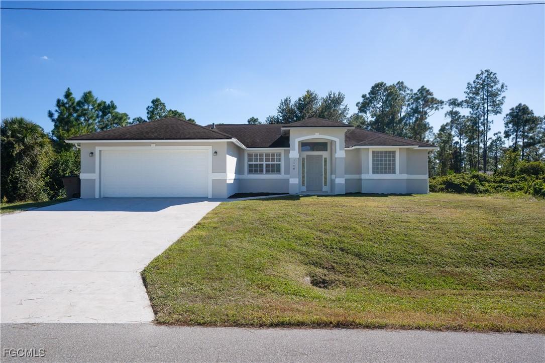 1148 Dutchess St., Lehigh Acres, FL 33974
