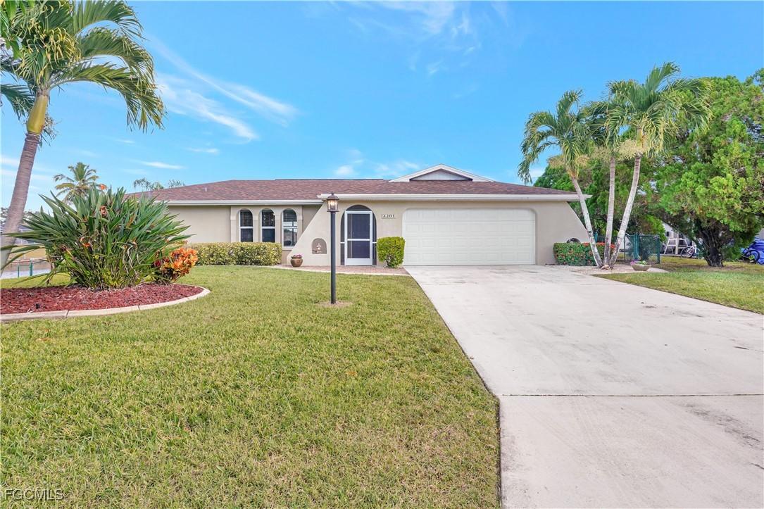 3201 SE 1st Ct., Cape Coral, FL 33904