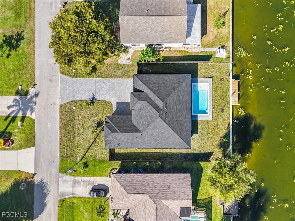 129 NE 12th Ct., Cape Coral, FL 33909