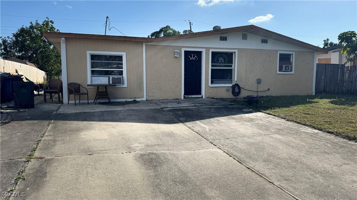 2184 Coronet St., Fort Myers, FL 33907
