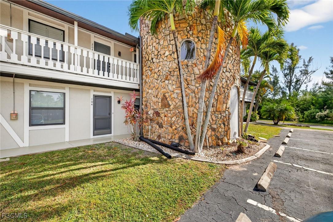 10022 Oxfordshire Ln. #104, Fort Myers, FL 33908