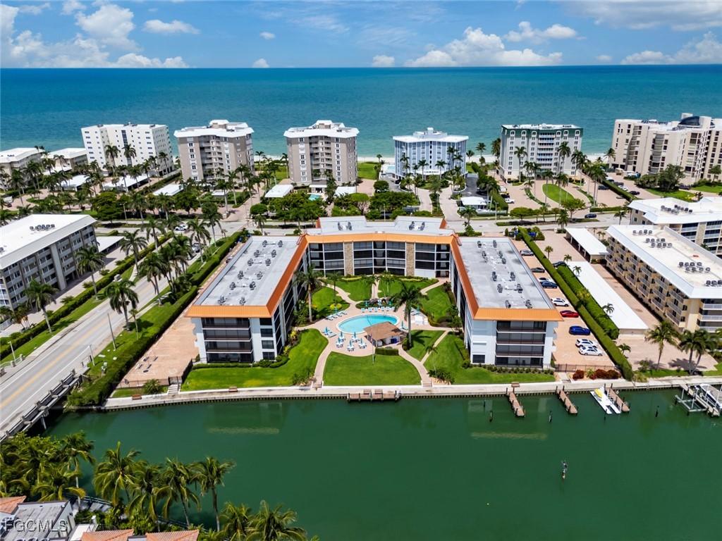 2900 Gulf Shore Blvd. #111, Naples, FL 34103