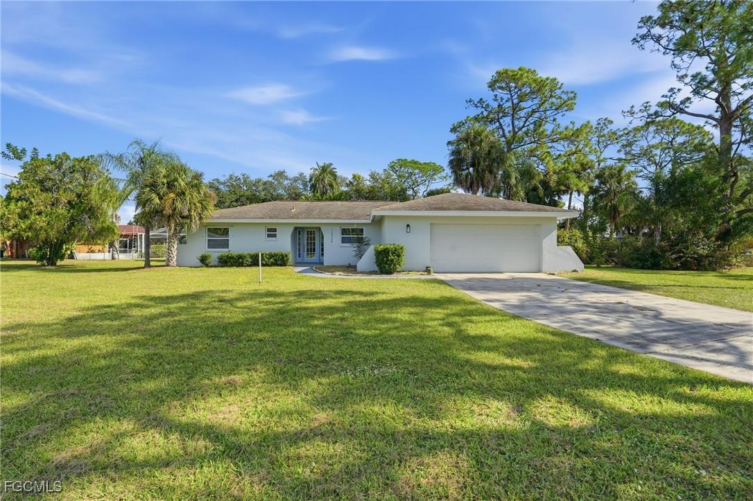 13724 River Forest Dr., Fort Myers, FL 33905
