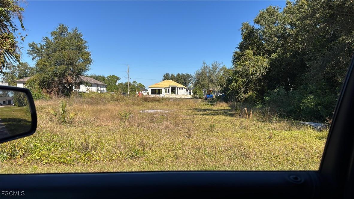 449 Poplar St., Lehigh Acres, FL 33974