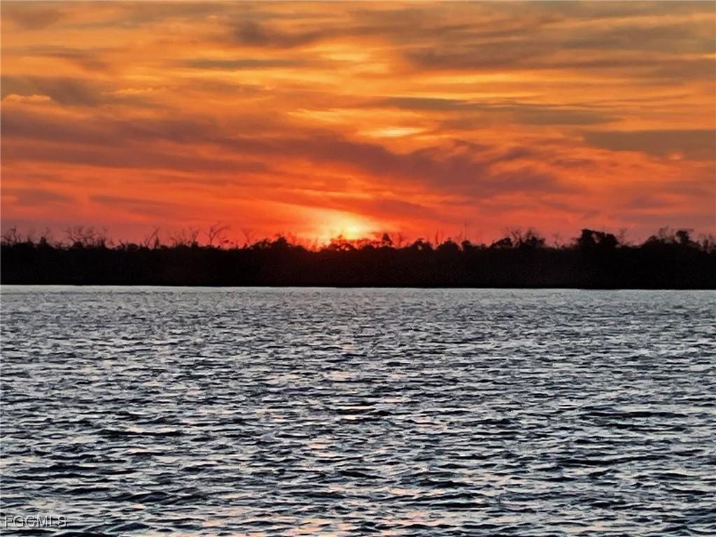 11787 Island Ave., Matlacha, FL 33993