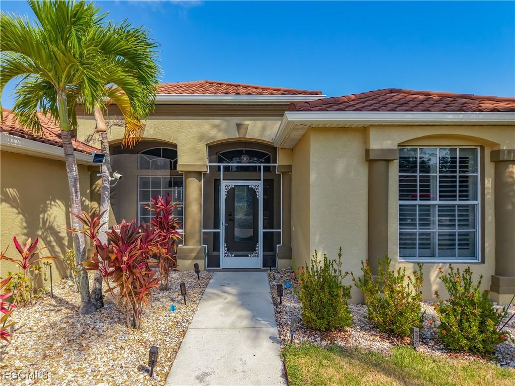 20768 Tisbury Ln., North Fort Myers, FL 33917