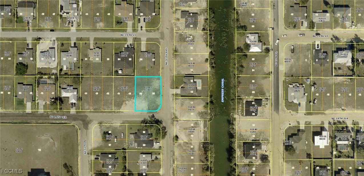 1227 NE 18th Ter., Cape Coral, FL 33909