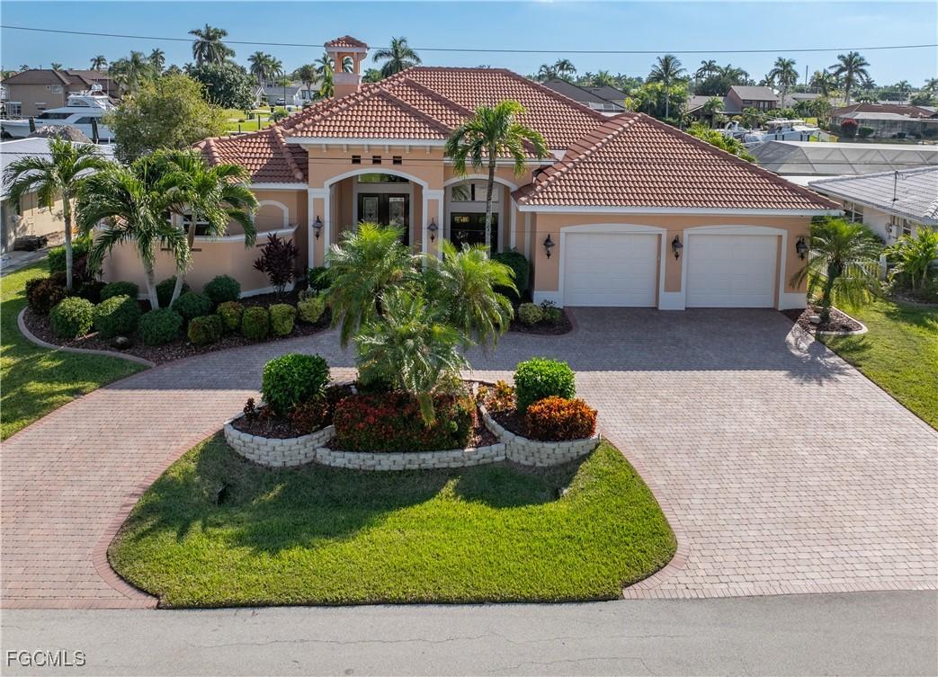 2050 SE 28th St., Cape Coral, FL 33904