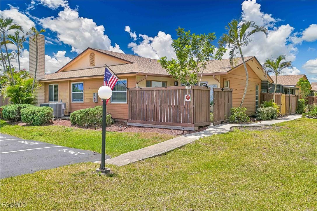6320 Royal Woods Dr., Fort Myers, FL 33908