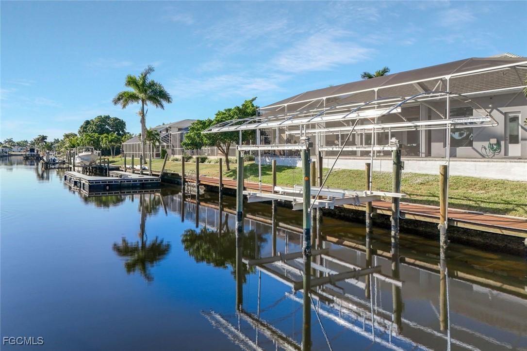 4909 Seville Ct., Cape Coral, FL 33904