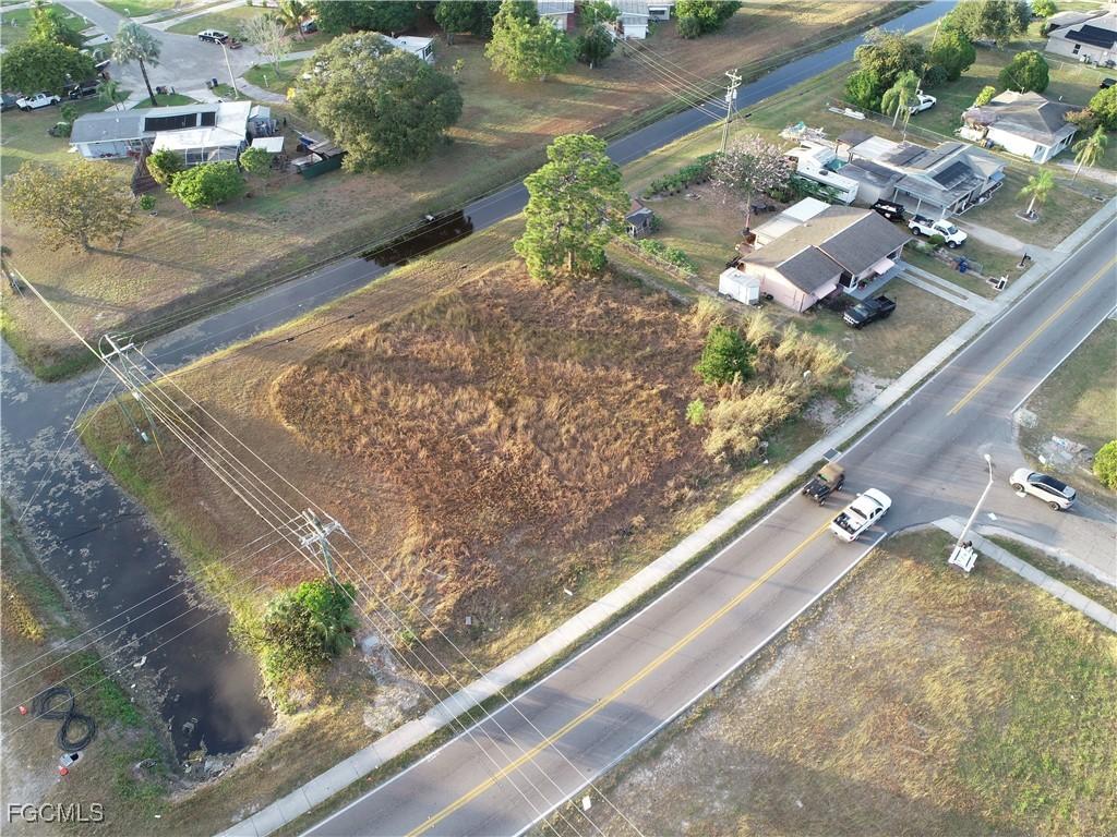 13 Alabama Rd., Lehigh Acres, FL 33936