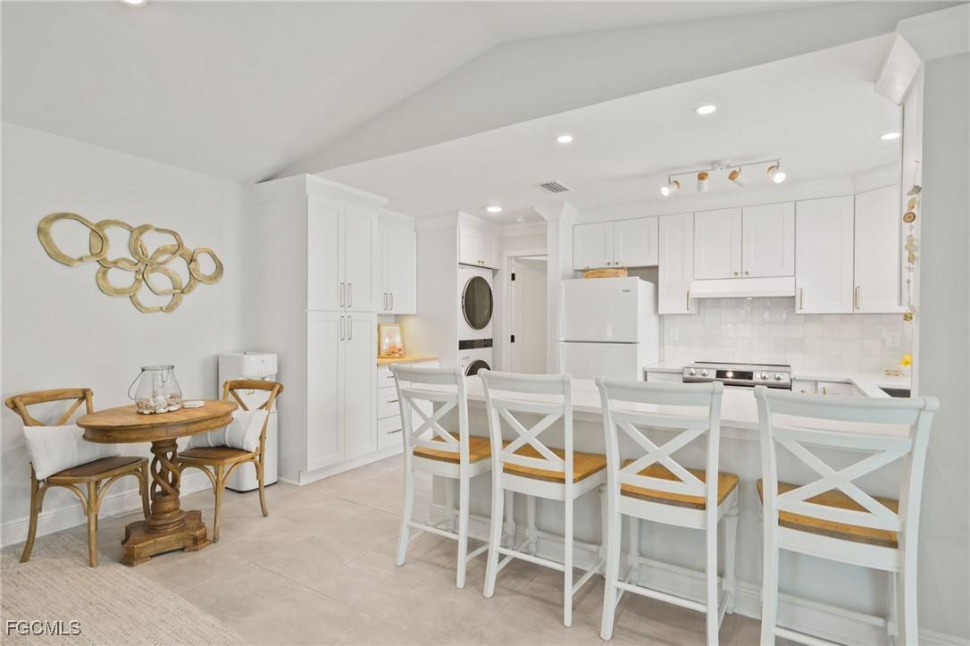 13660 Abbey Dr. #2, Fort Myers, FL 33919