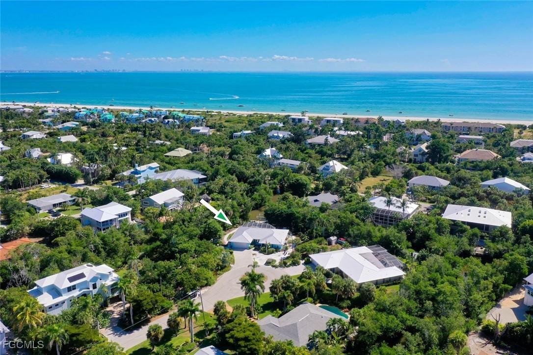 1076 Captains Walk St., Sanibel, FL 33957