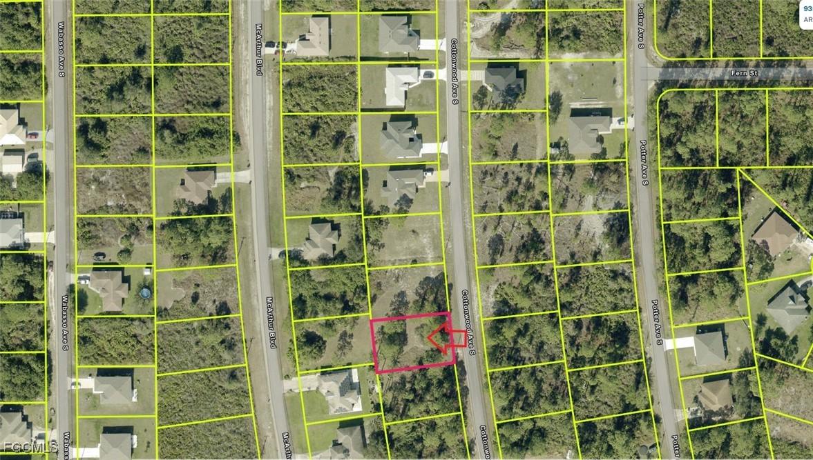 518 Cottonwood Ave., Lehigh Acres, FL 33974