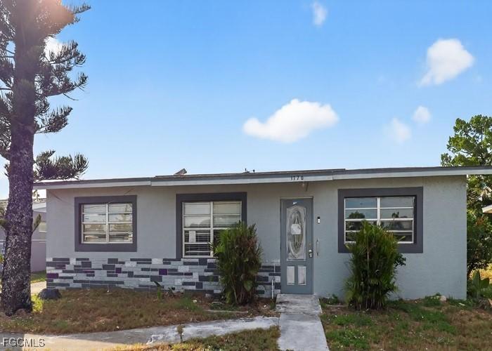 1770 N Markley Ct., Fort Myers, FL 33916