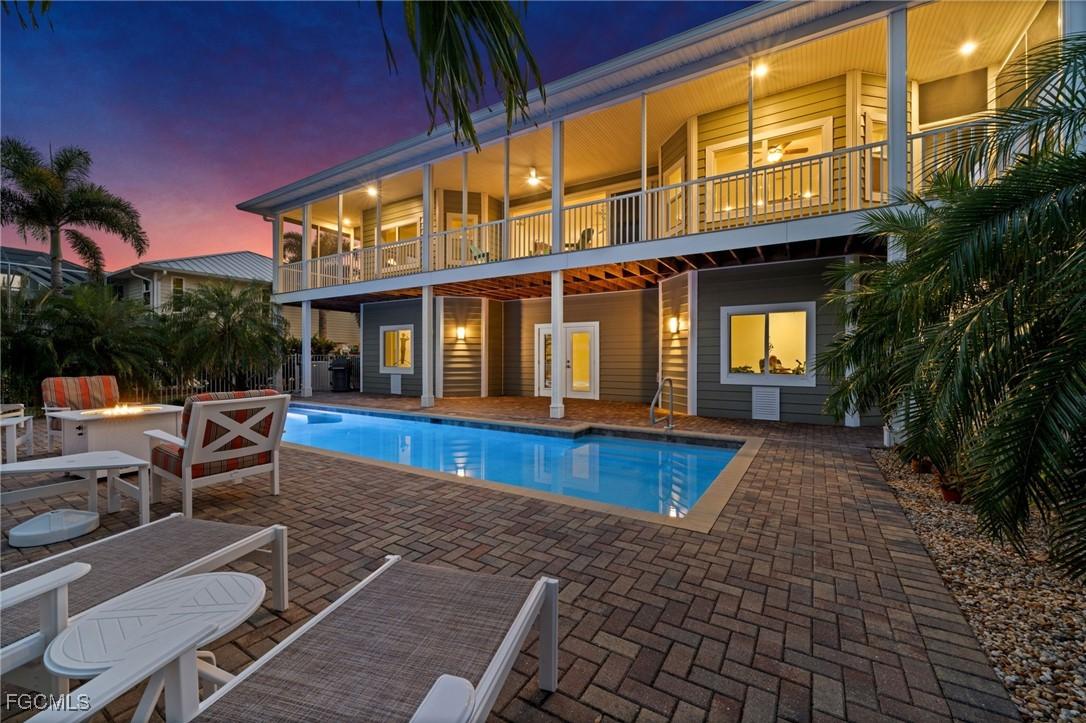 2392 Lemon St., St James City, FL 33956