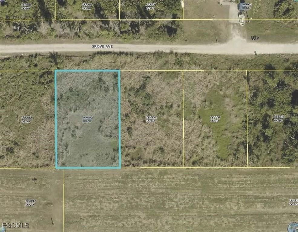 6127 Grove Ave., Bokeelia, FL 33922