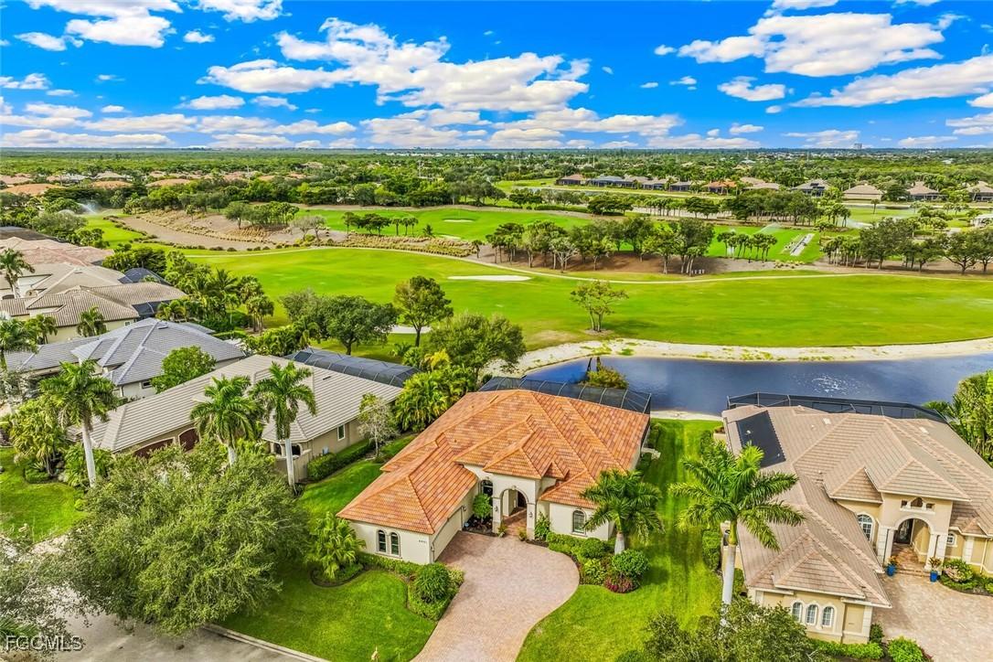 6951 Lakewood Isle Dr., Fort Myers, FL 33908