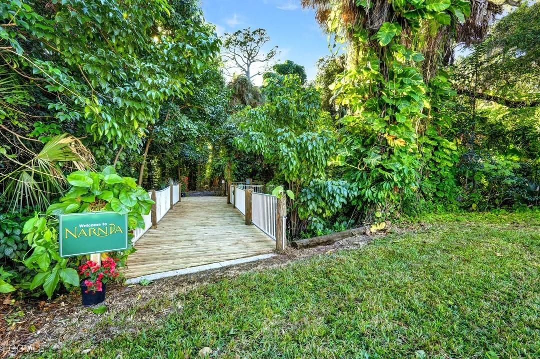 14630 Smokey Hollow Ln., North Fort Myers, FL 33903
