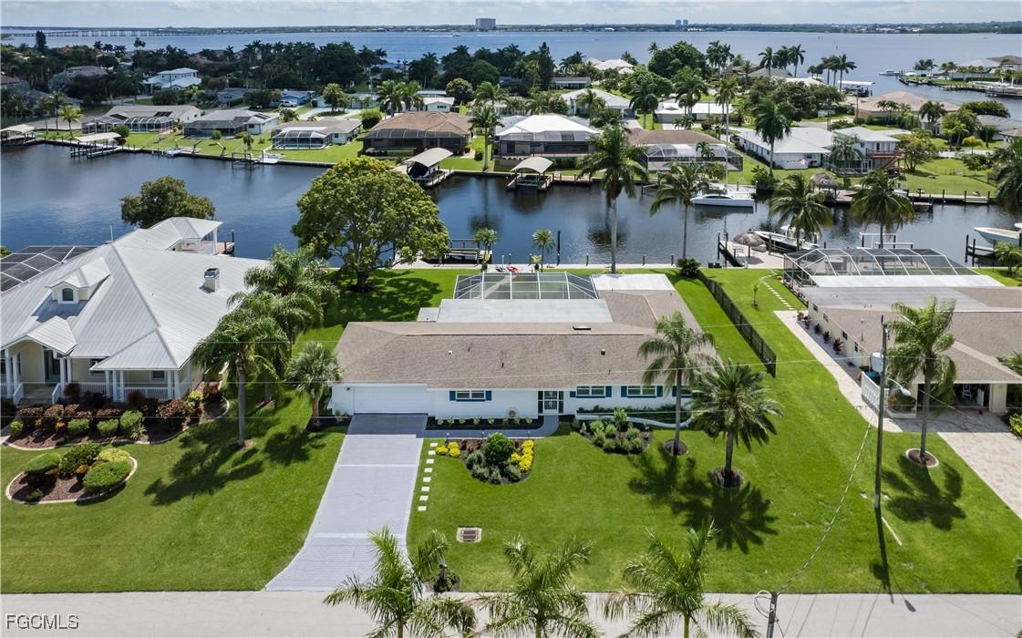5333 Malibu Ct., Cape Coral, FL 33904