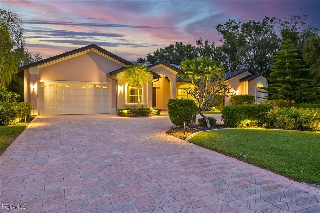 12641 Panasoffkee Dr., North Fort Myers, FL 33903