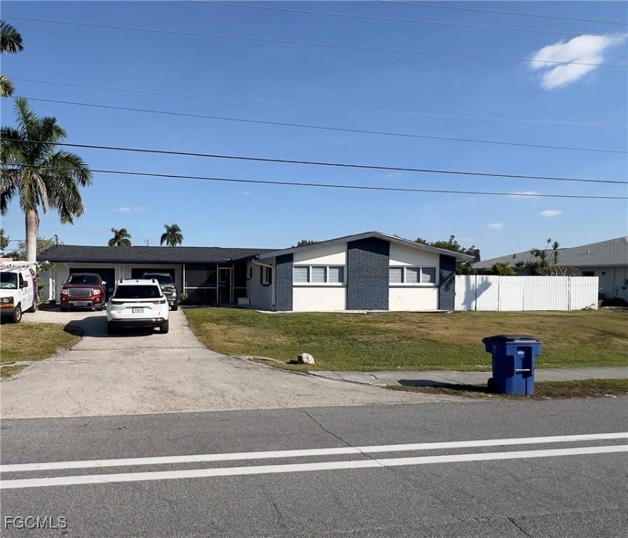 4418 Orange Grove Blvd., North Fort Myers, FL 33903