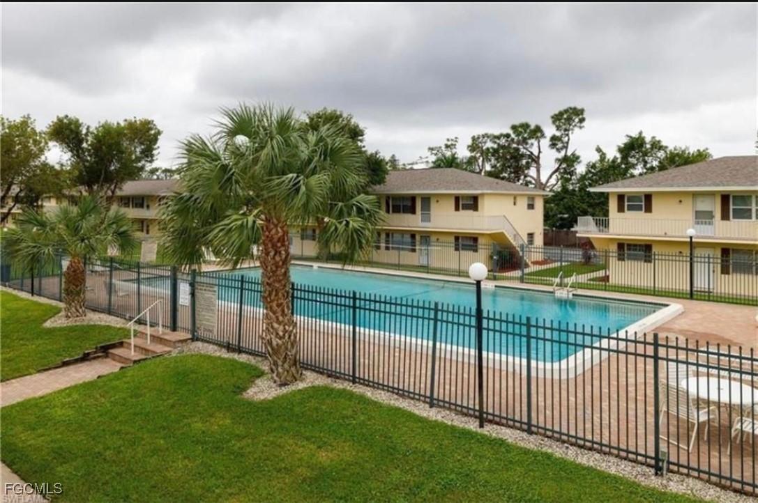 3325 Airport Rd. #T6, Naples, FL 34105