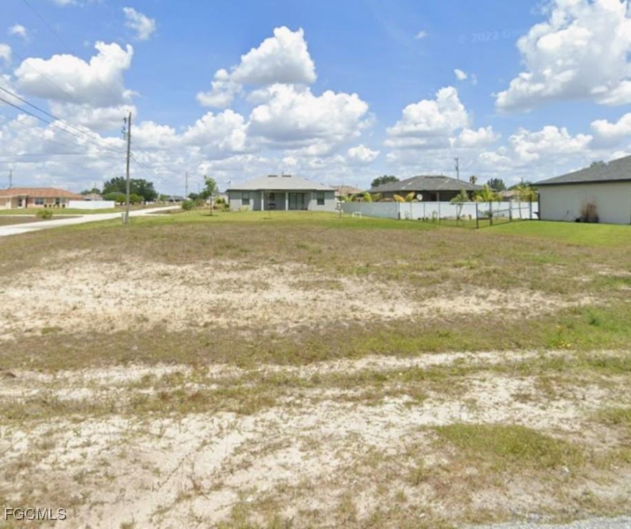2105 NE 6th Ave., Cape Coral, FL 33909