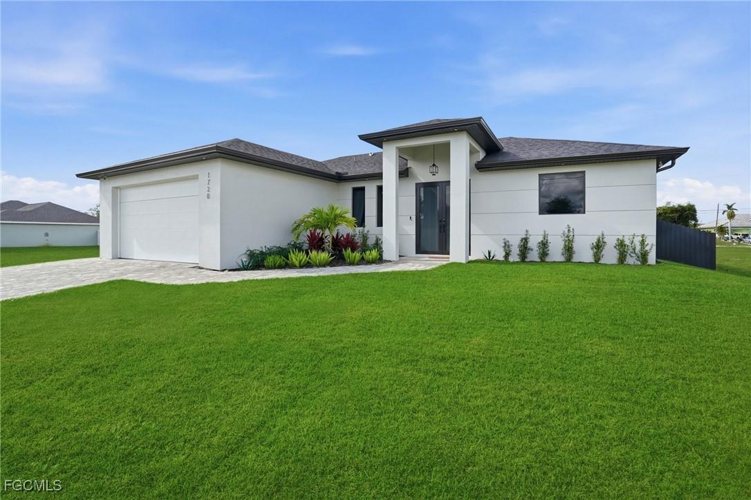 1720 NW 15th Pl., Cape Coral, FL 33993