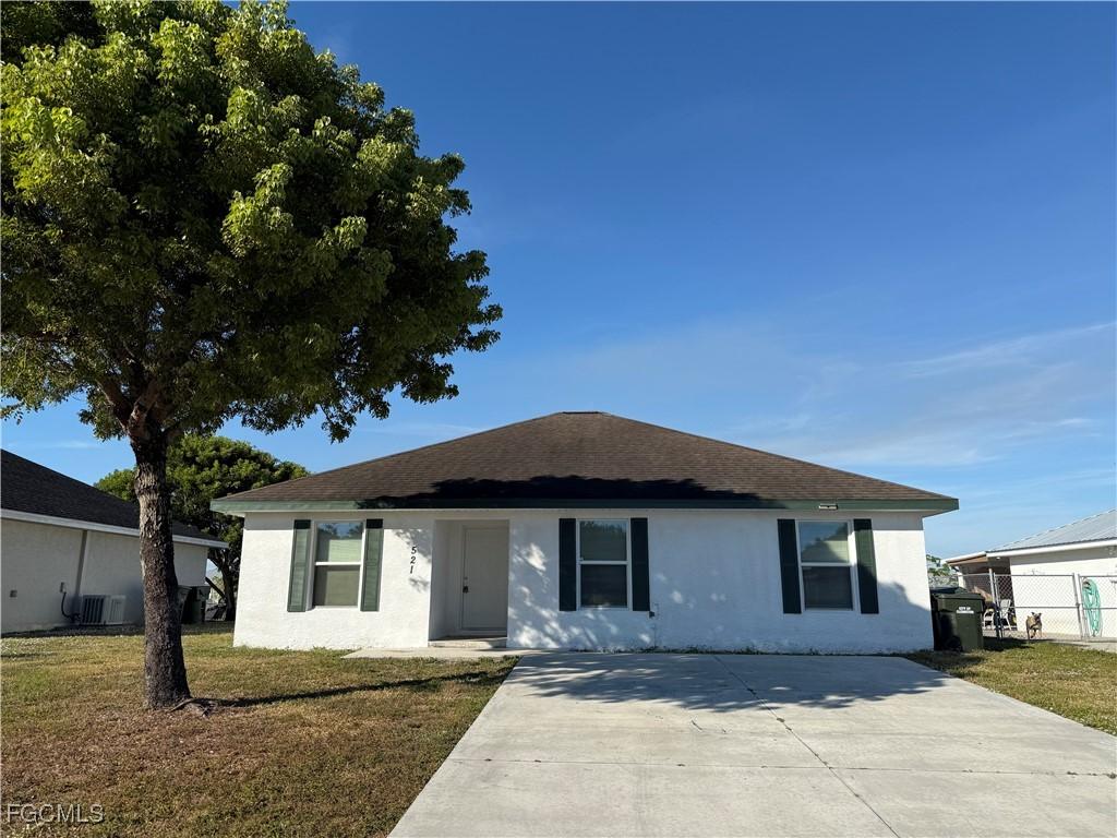 521 Orchard Park Dr., Clewiston, FL 33440