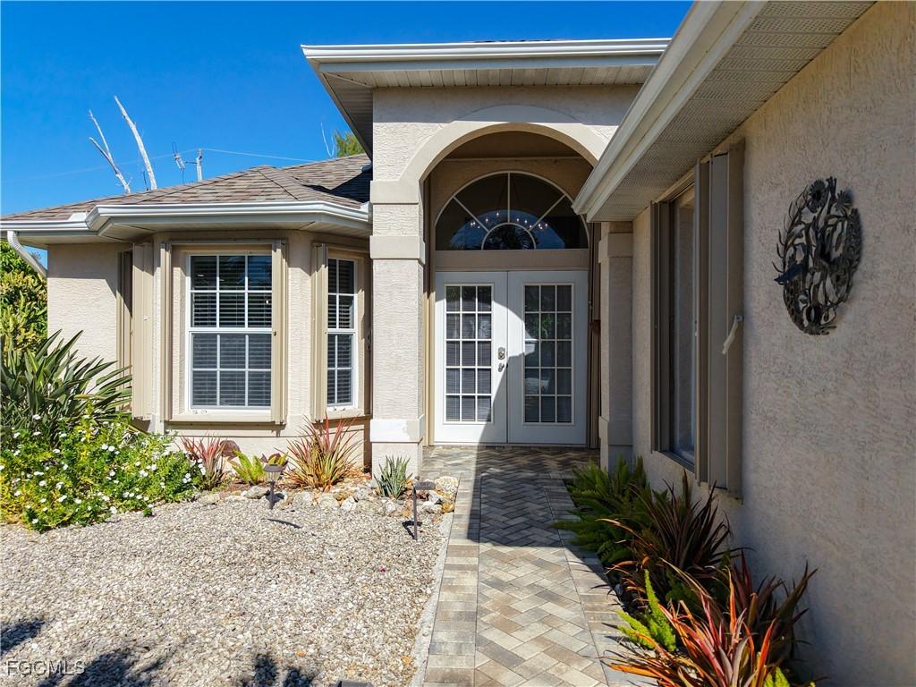 3472 Manatee Dr., St James City, FL 33956