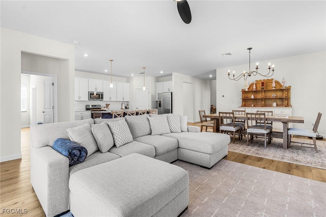 17624 Saddleback Loop, North Fort Myers, FL 33917