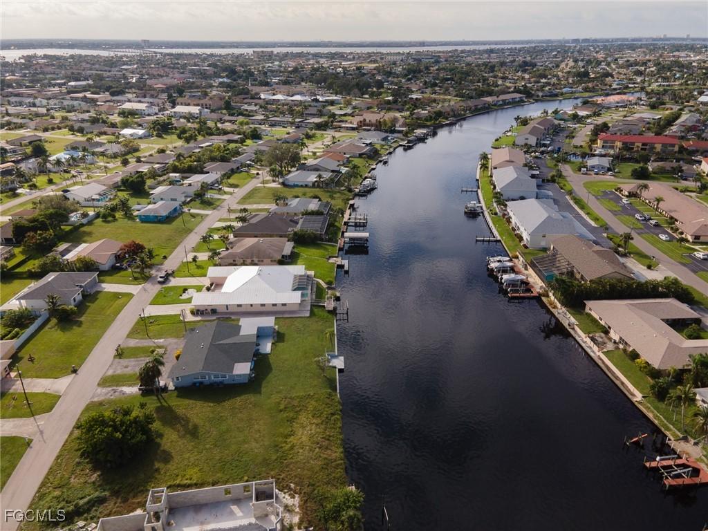 3806 SE 12th Ave., Cape Coral, FL 33904