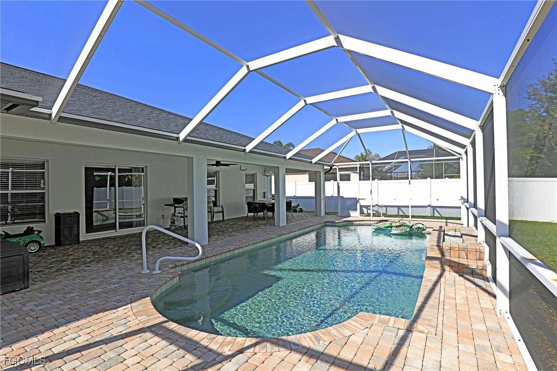 2452 Nature Pointe Loop, Fort Myers, FL 33905