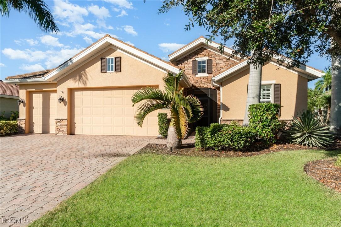 3040 Scarlet Oak Pl., North Fort Myers, FL 33903