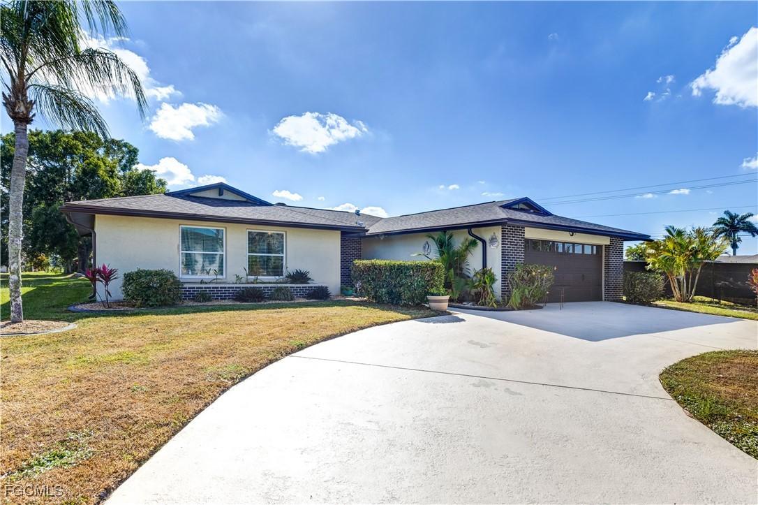 726 SW 51st Ter., Cape Coral, FL 33914