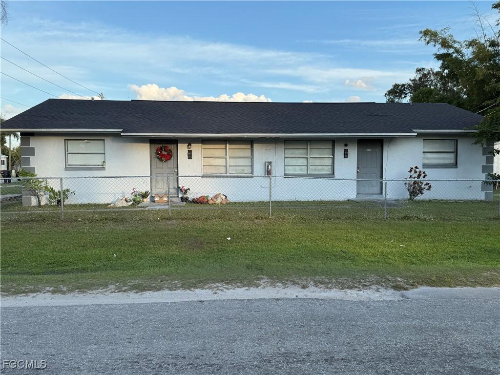 4436/4434 Glenwood Ave., Fort Myers, FL 33905