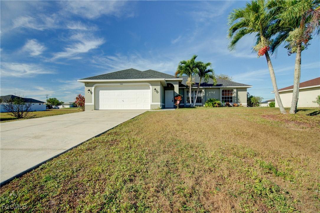 1310 NE 2nd Pl., Cape Coral, FL 33909