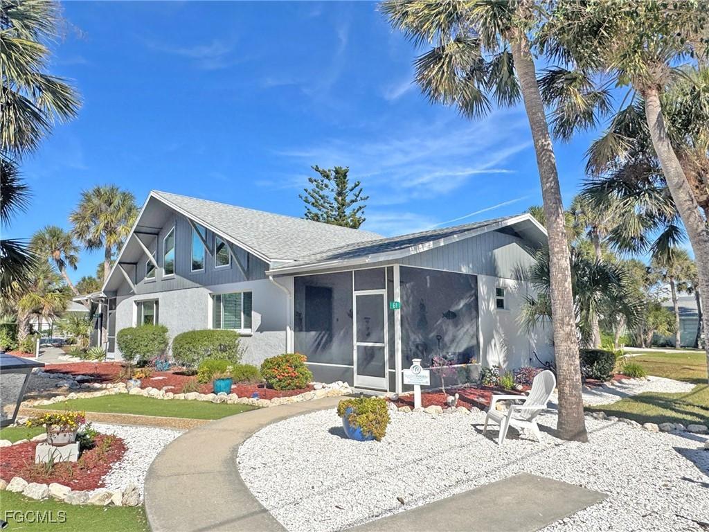1220 Junonia St. #B1, Sanibel, FL 33957