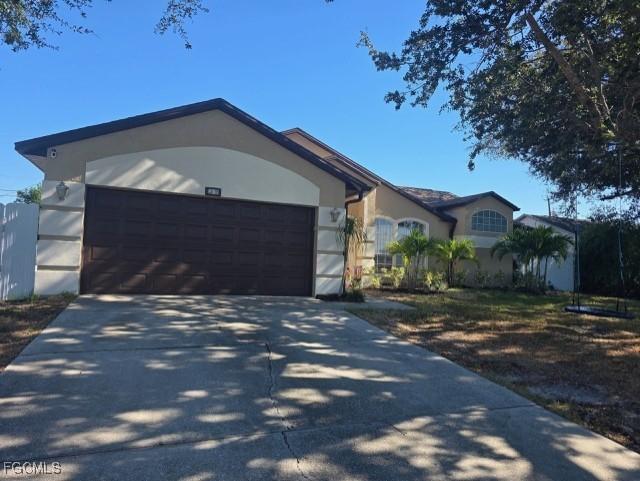 27 NE 11th Pl., Cape Coral, FL 33909