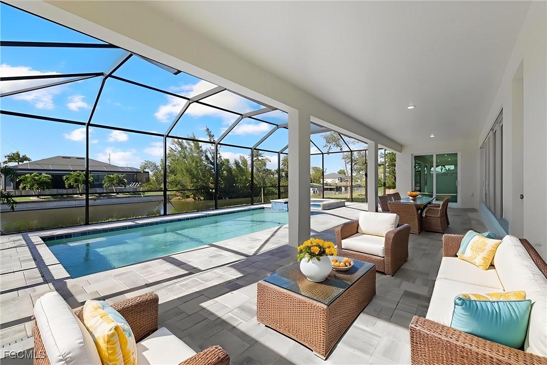 3020 SW 10th Pl., Cape Coral, FL 33914