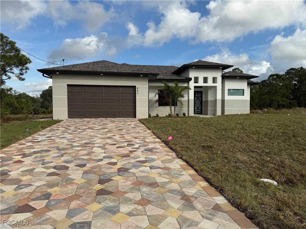 843 Burns Ave., Lehigh Acres, FL 33974