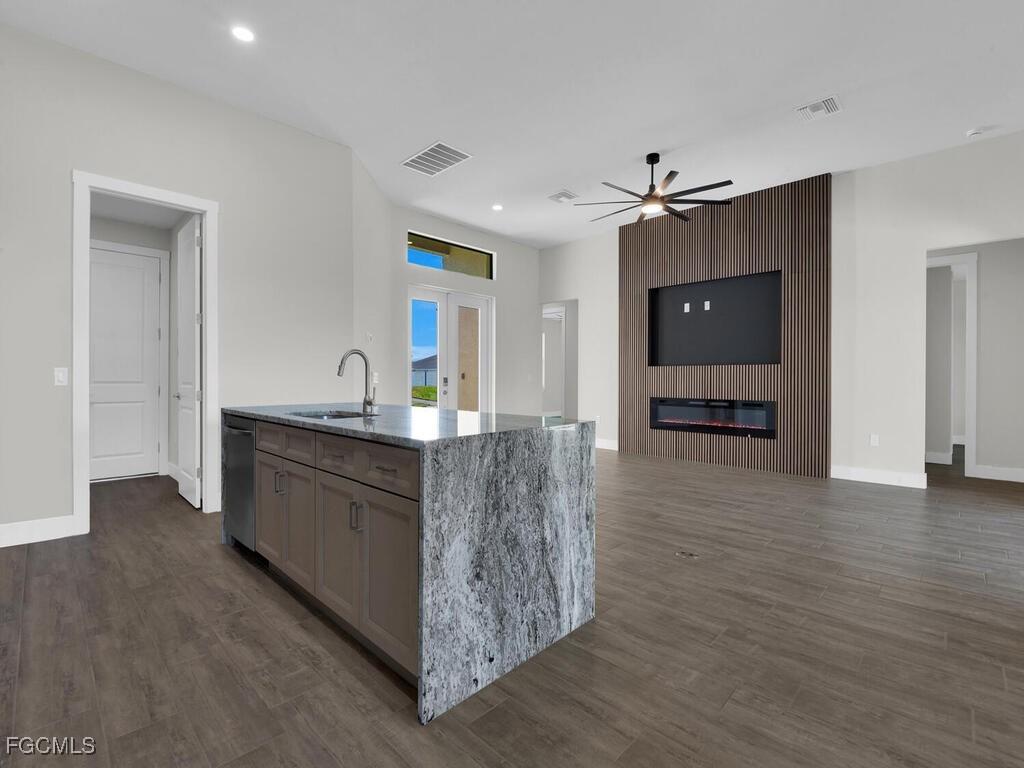 1834 NW 27th Ave., Cape Coral, FL 33993