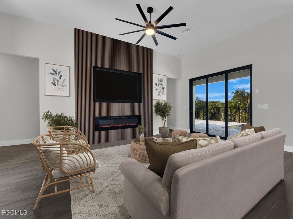 1834 NW 27th Ave., Cape Coral, FL 33993