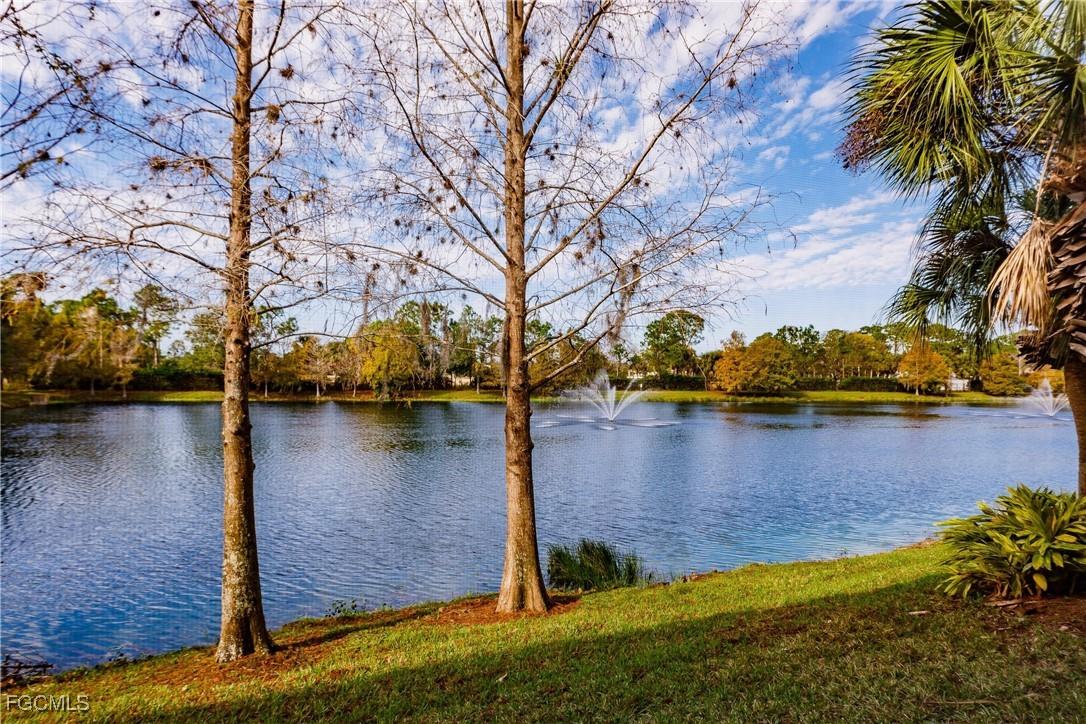 6071 Jonathans Bay Cir. #101, Fort Myers, FL 33908